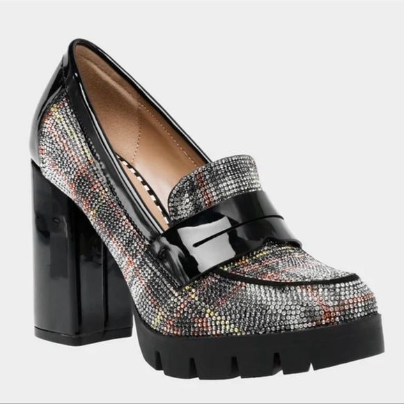 NEW IN BOX Betsey Johnson Women's Adelyn Loafer - Picture 6 of 7